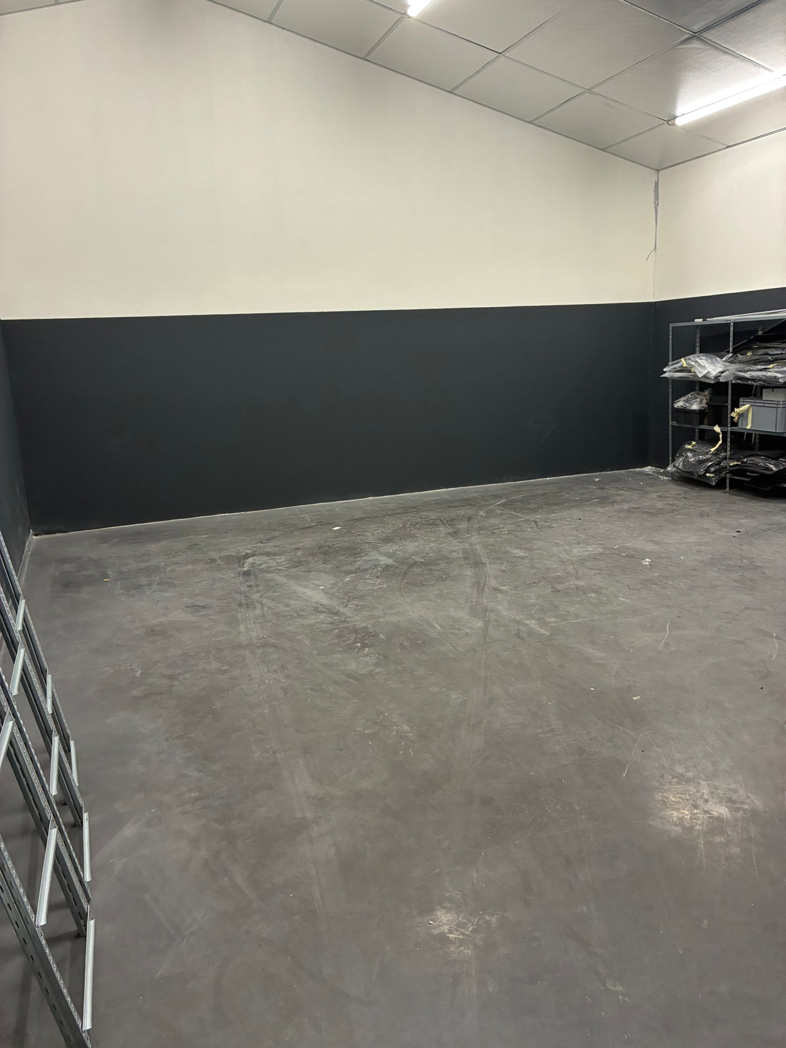 Aménagement rayonnage tôlé