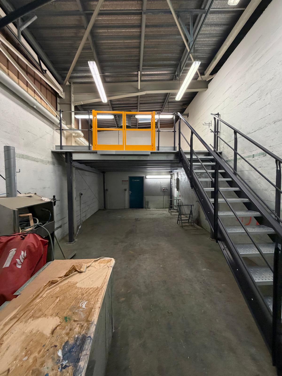 Installation d'une plateforme - mezzanine à Lège Cap-Ferret