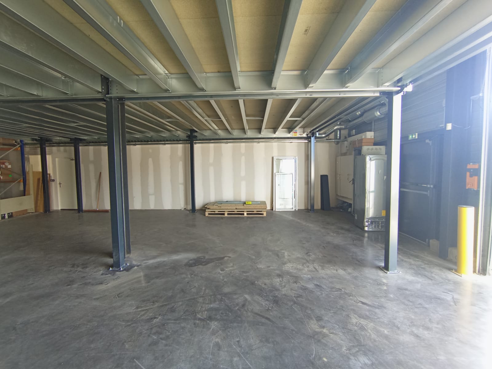 Installation d'une plateforme mezzanine à Bordeaux (33)