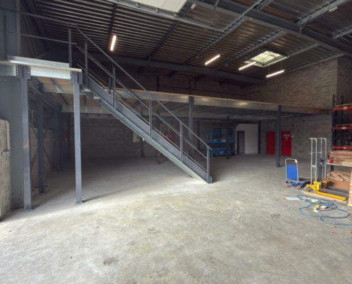 Installation d'une plateforme mezzanine à Bordeaux (33)
