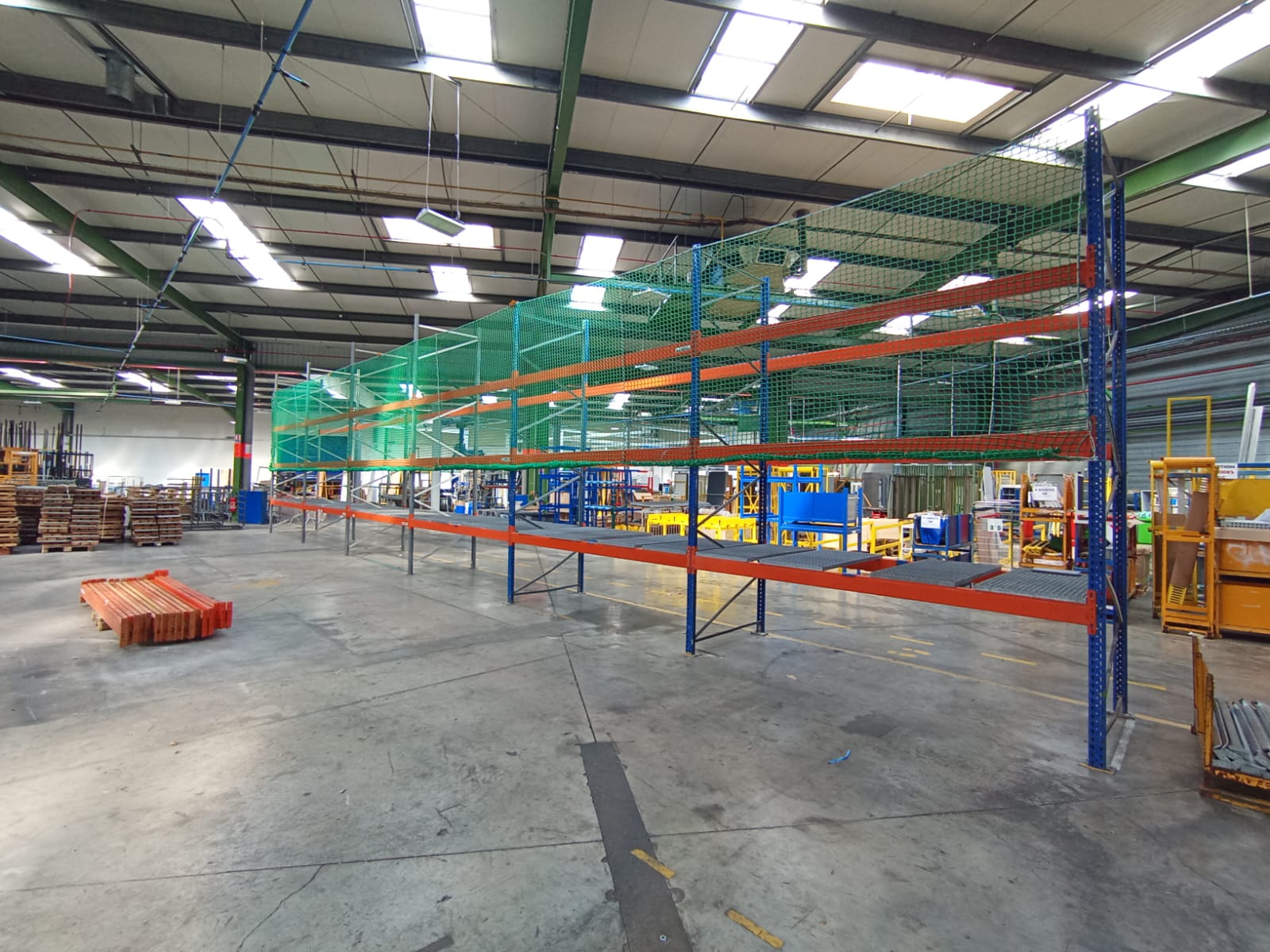 Installation de rayonnages industriels à Hendaye (64)