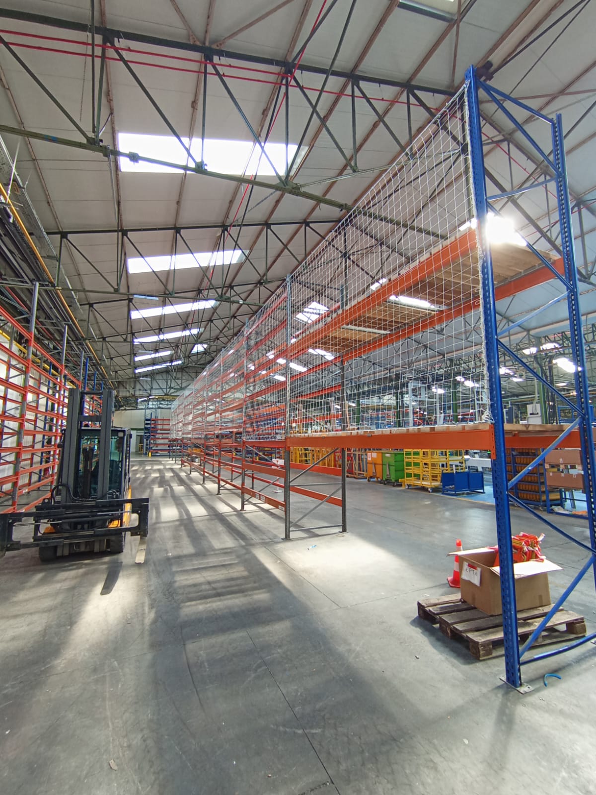 Installation de rayonnages industriels à Hendaye (64)